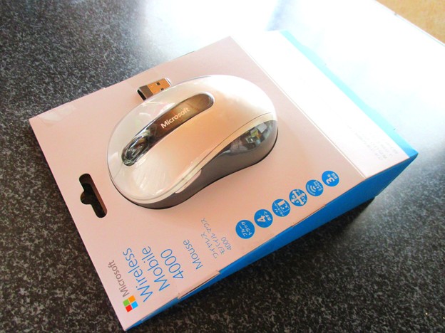 Wireless Mobile Mouse 4000 パッケージ