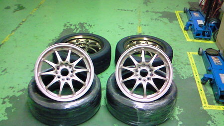 201001031743000
