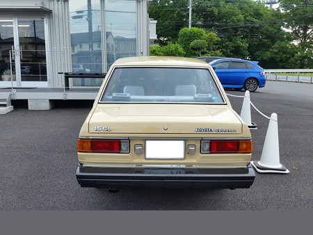 4代目　70カローラ　03