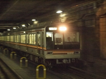 大阪市営地下鉄66系普通 堺筋線日本橋駅03