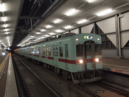 西鉄5000形急行 天神大牟田線薬院駅01