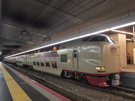 285系サンライズ出雲 東海道本線大阪駅06