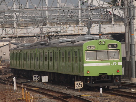 103系普通 奈良線京都駅01