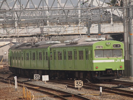 103系普通 奈良線京都駅02