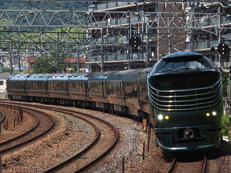 トワイライトエクスプレス瑞風 サントリーカーブ02