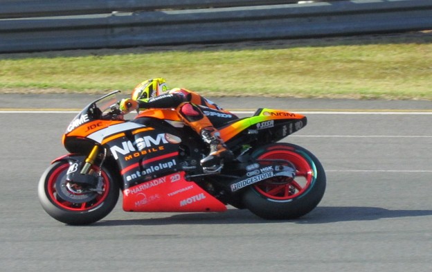 68 2014　motogp motegi アレックス　エスパルガロ　Aleix ESPARGARO　NGM Forward Yamaha IMG_3132