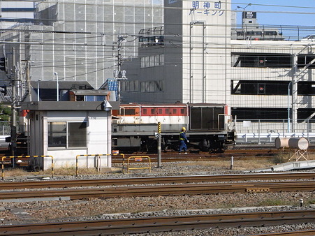 DE10-1136(八王子駅)