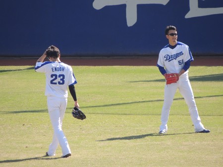 松井佑介選手と遠藤一星選手。