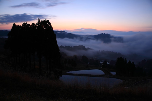 山古志　虫亀地区晩秋の朝