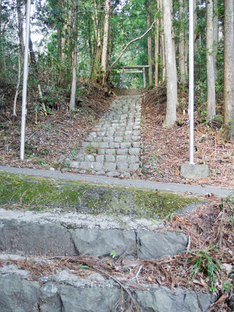 こだま石神社 参道