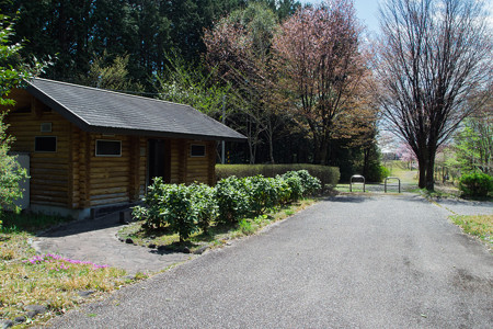 智者の丘公園 トイレ前