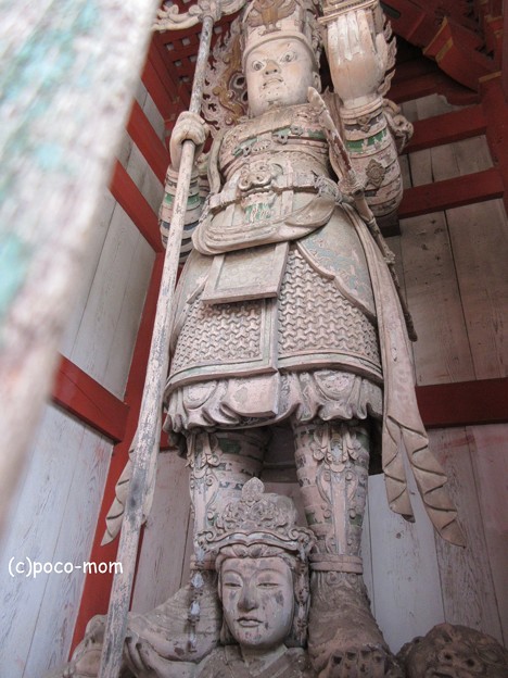 東大寺　中門　兜跋毘沙門天　IMG_0606