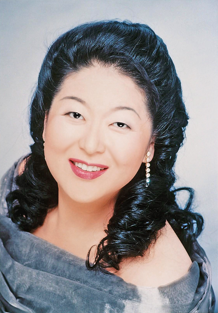 牧野真由美　まきのまゆみ　声楽家　オペラ歌手　メゾソプラノ　　Mayumi Makino