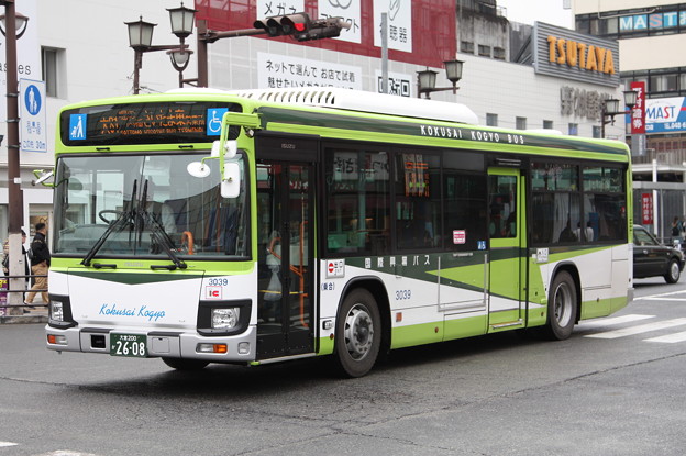 国際興業バス　新型エルガ　3039号車