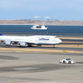 Photos: B747-8