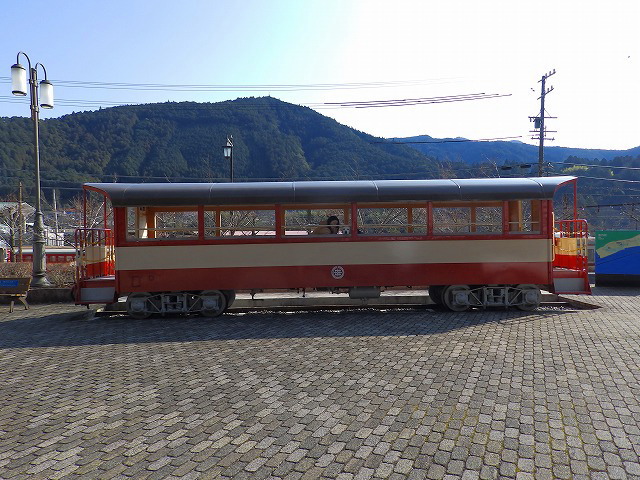 写真: s-100