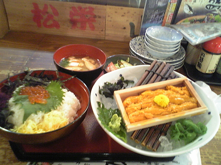 板ウニ丼　１０００円