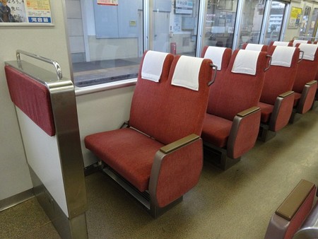 520N-座席1