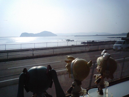 土々呂→門川間。 リン:「うみうみうみ海海海ーー!! ヒューが灘...