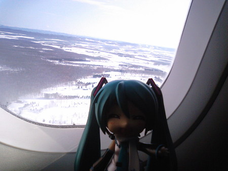 ドヒャーーー降りるゥゥゥゥゥ!!www ミク:「そりゃあ着陸しな...