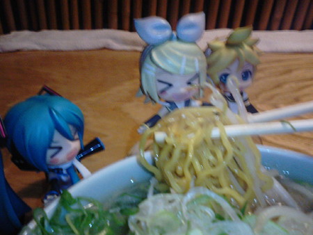 リン:「わははーーいッ!! あぁぁぁーーん♪♪♪」
