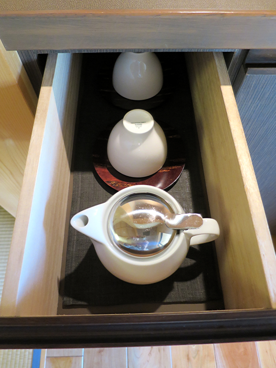 湯飲みなど