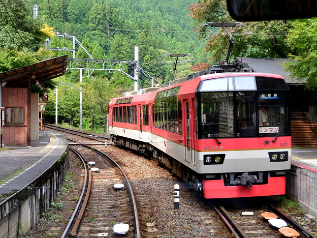 2017_1001_121027　パノラマ電車きらら号とすれ違い