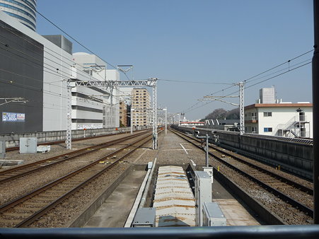 100224-新幹線 新横500下り 到着
