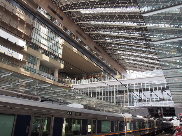 Photos: 大阪駅