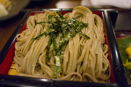 蕎麦はのどごしも良く美味い
