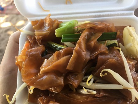 太麺パッタイ
