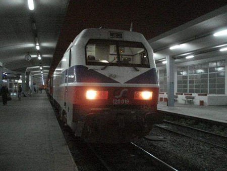 ベオグラード行き列車(テッサロニキ駅)