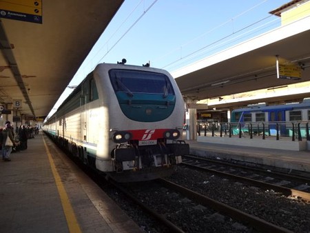 サレルノ行きIC511(ピサ駅)