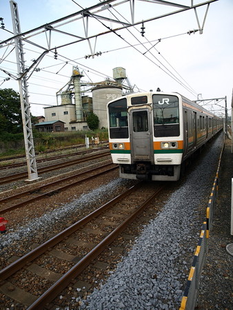 211系(宝積寺駅)1