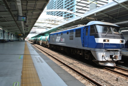 根岸線／石川町