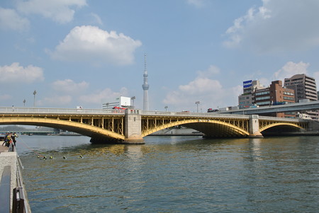 蔵前橋とスカイツリー
