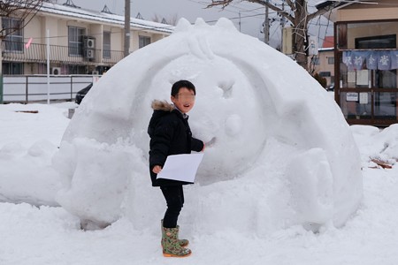 2018.01.23　田沢湖駅　たっこちゃんの雪だるま