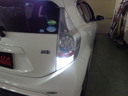 トヨタＡＱＵＡ　テールＬＥＤ製作　バック