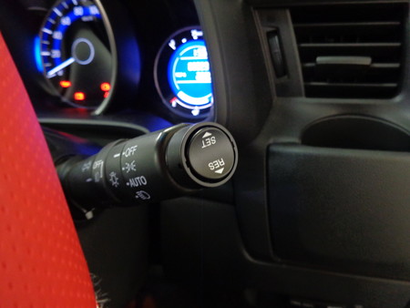 フィット　マニュアル車　ピボット３ドライブＲ取付