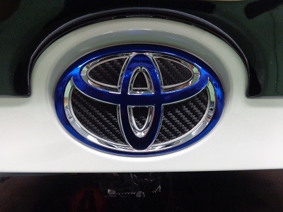 C-HR　岐阜県　エンブレムフィルム＆カーボンシート加工