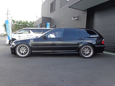 ＢＭＷ　Ｅ４６　車高調取付