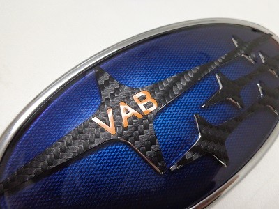 AQUAスバルエンブレムカーボンシート加工　タイプ２　VABロゴ　ロゴカラーオレンジ