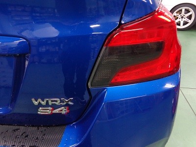 WRX S4　テールレンズ　スモークフィルム施工