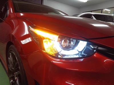 デミオ ヘッドライト加工 スモールLED打ち替え 2色加工