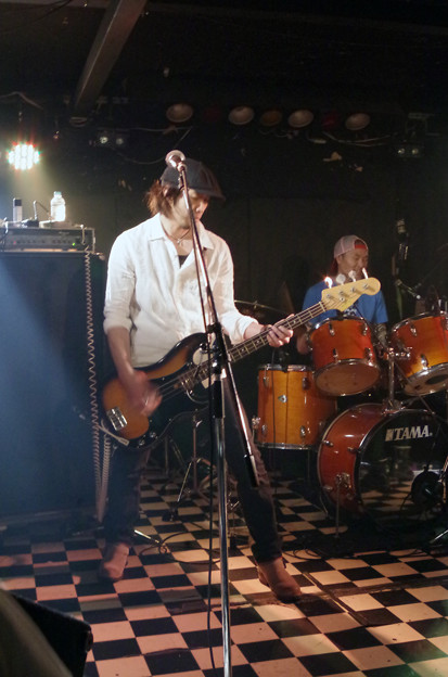 LOOSE END 021