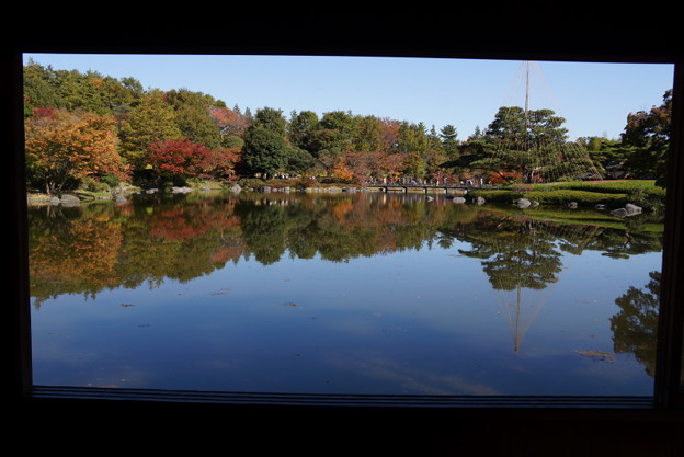額縁の紅葉風景2!20141115