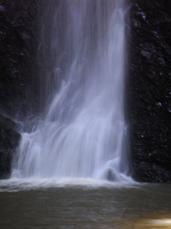 ３２．こちらも昨日の雨で水量が凄い！！