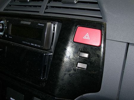 100系ラクティス トリップスイッチ 自作LEDイルミ化 | モデの