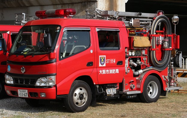 大阪市消防局　CD-Iポンプ車（小型水槽付）