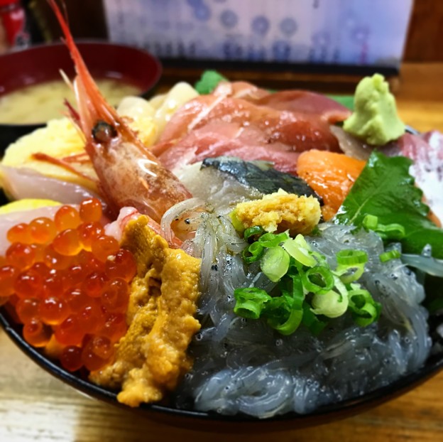にし与丼
